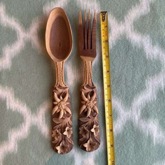 Vintage Handcrafted Wooden Spoon and Fork Set from Black Forest region - Picture 8 of 8